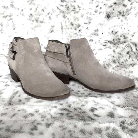 SAM EDELMAN Petal Ankle Boot - Picture 2 of 8